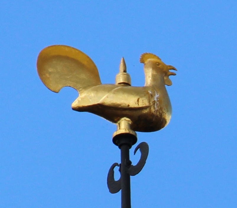 Hahn auf dem Kirchturm